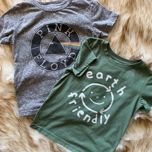 2 Toddler graphic tees size 4t